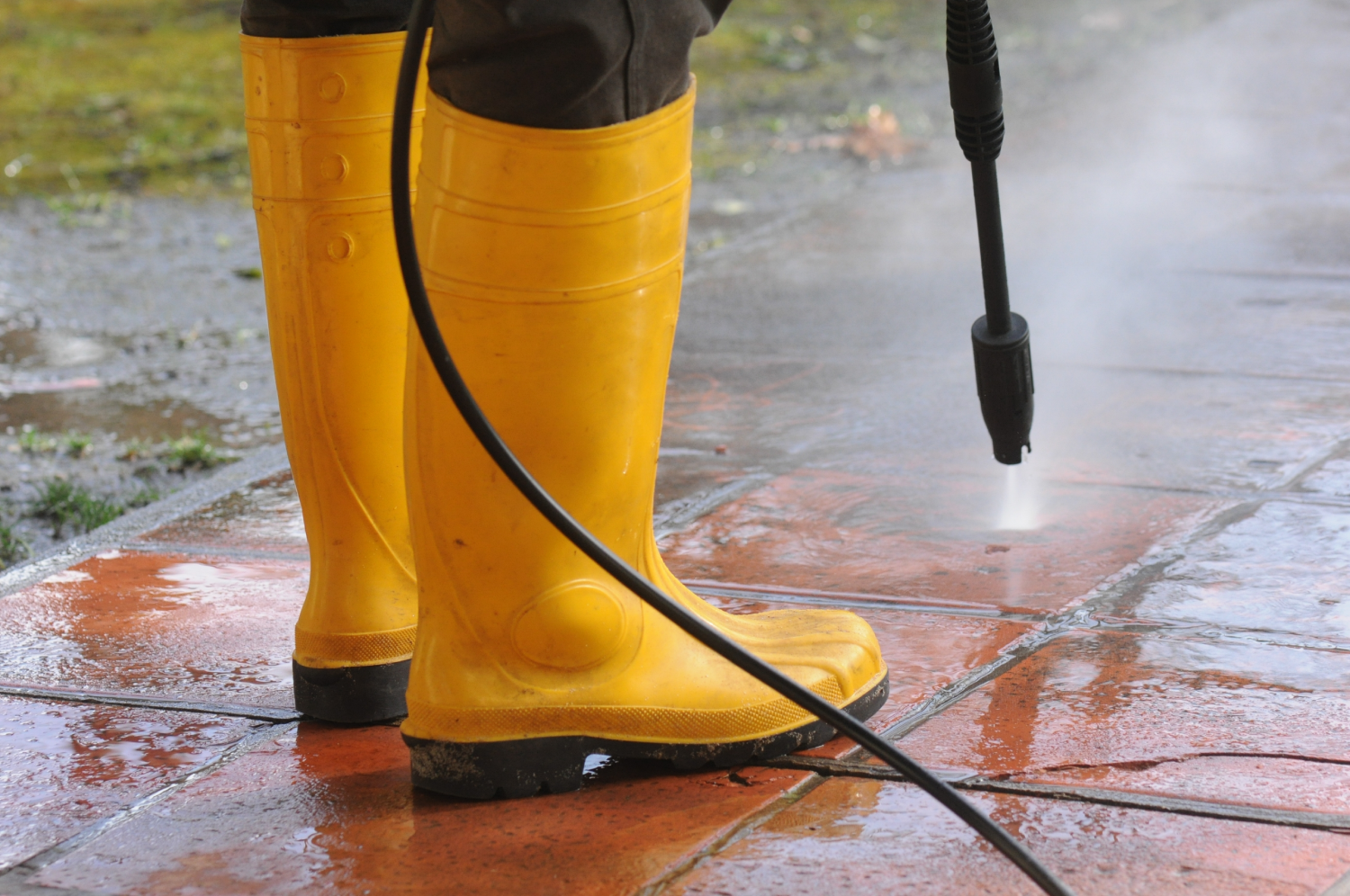 Pressure Washing & Cleaning – Burlington, Oakville, Milton | Crystaller